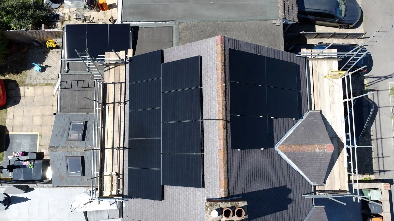 Completed ECONEXIS solar panel installation in Central Bedfordshire